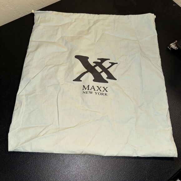 Maxx New York Dust Bag 18 In X 21 In Green Logo Canvas Material Drawstring - Picture 1 of 4